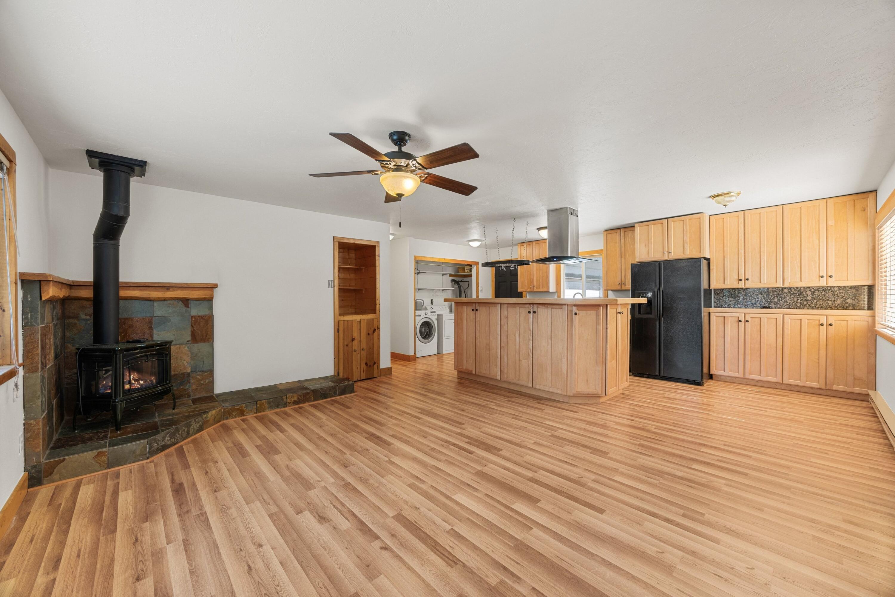 3041 BEAVER BROOK Dr