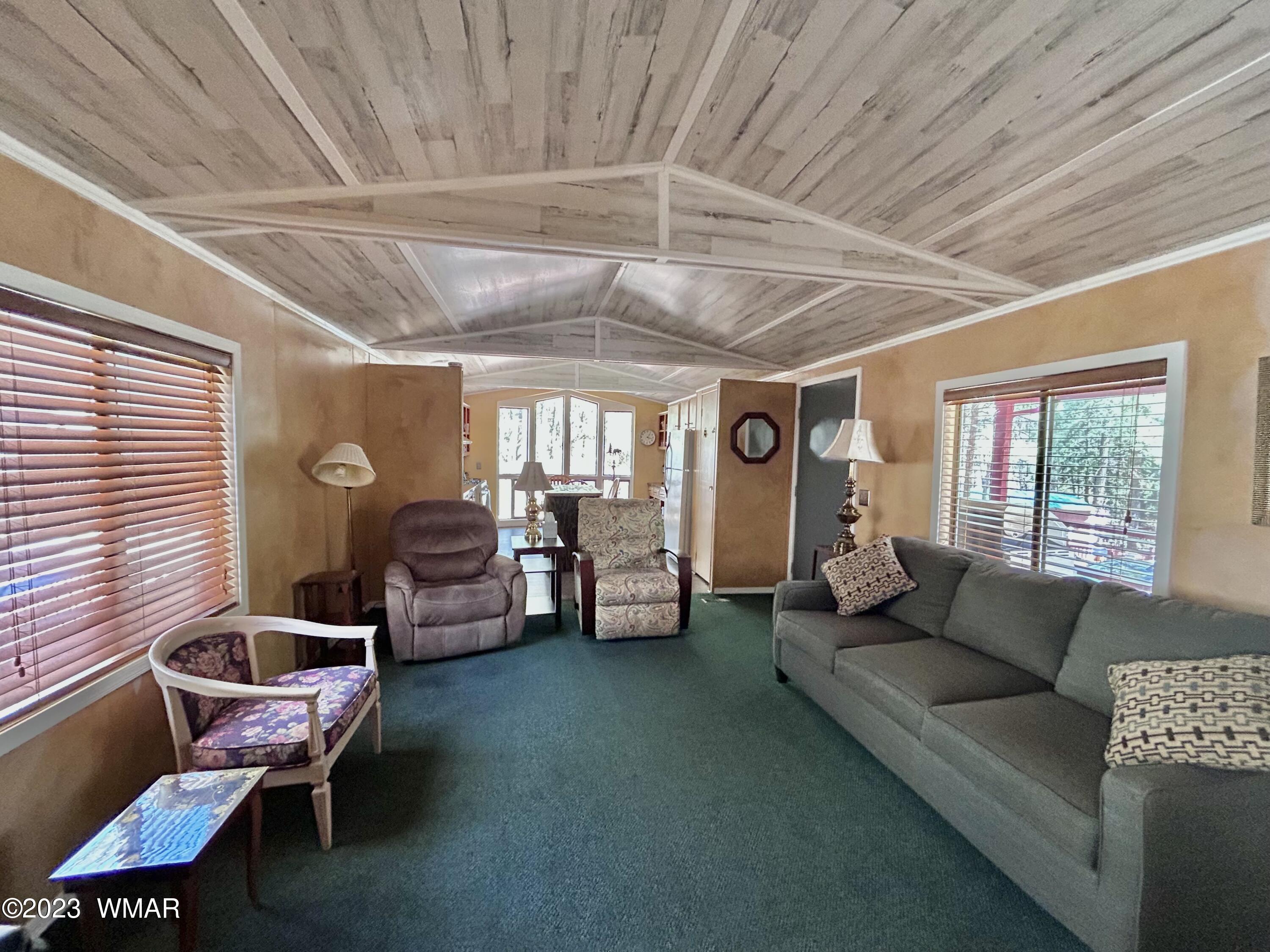 3860 S White Mountain Road