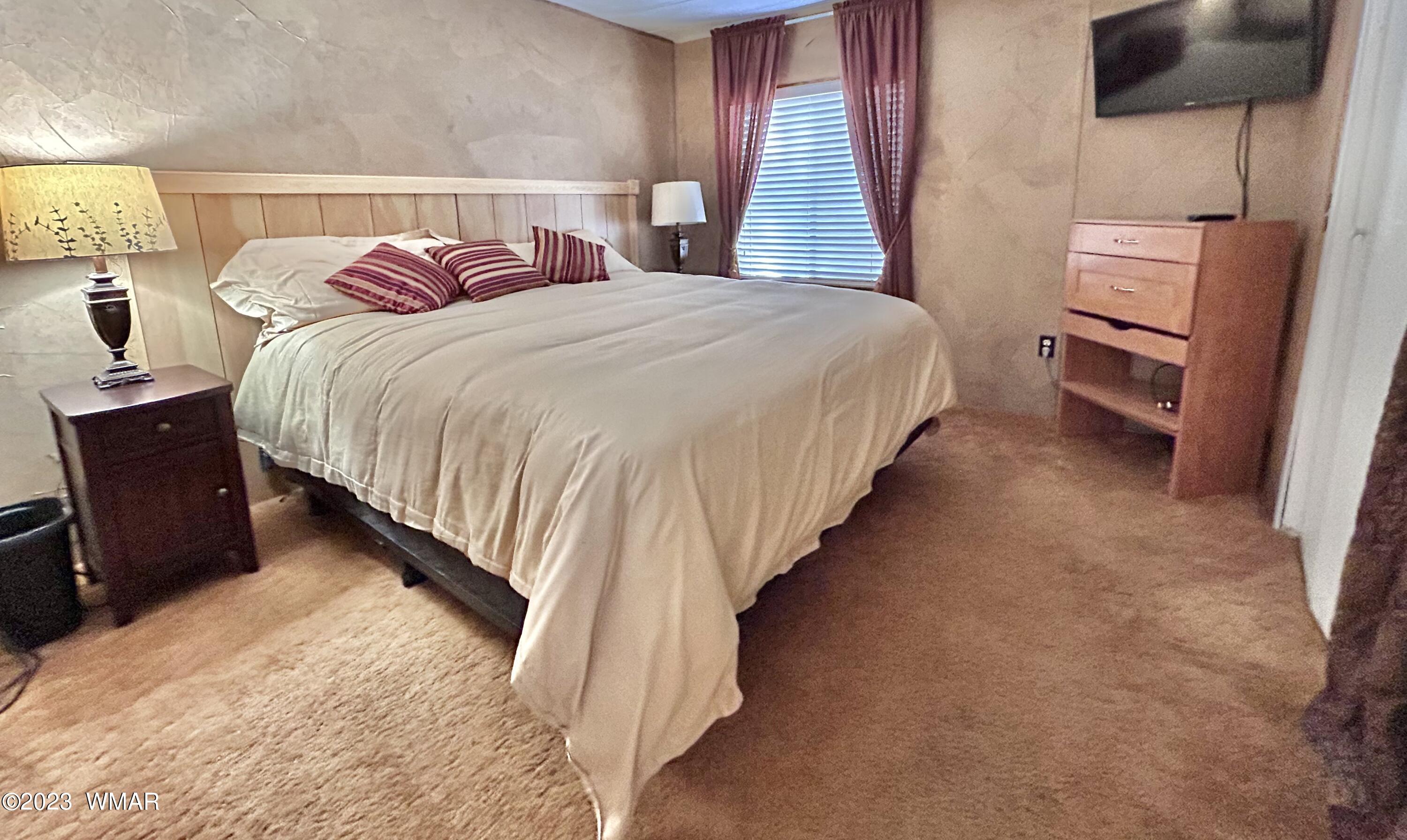 3860 S White Mountain Road