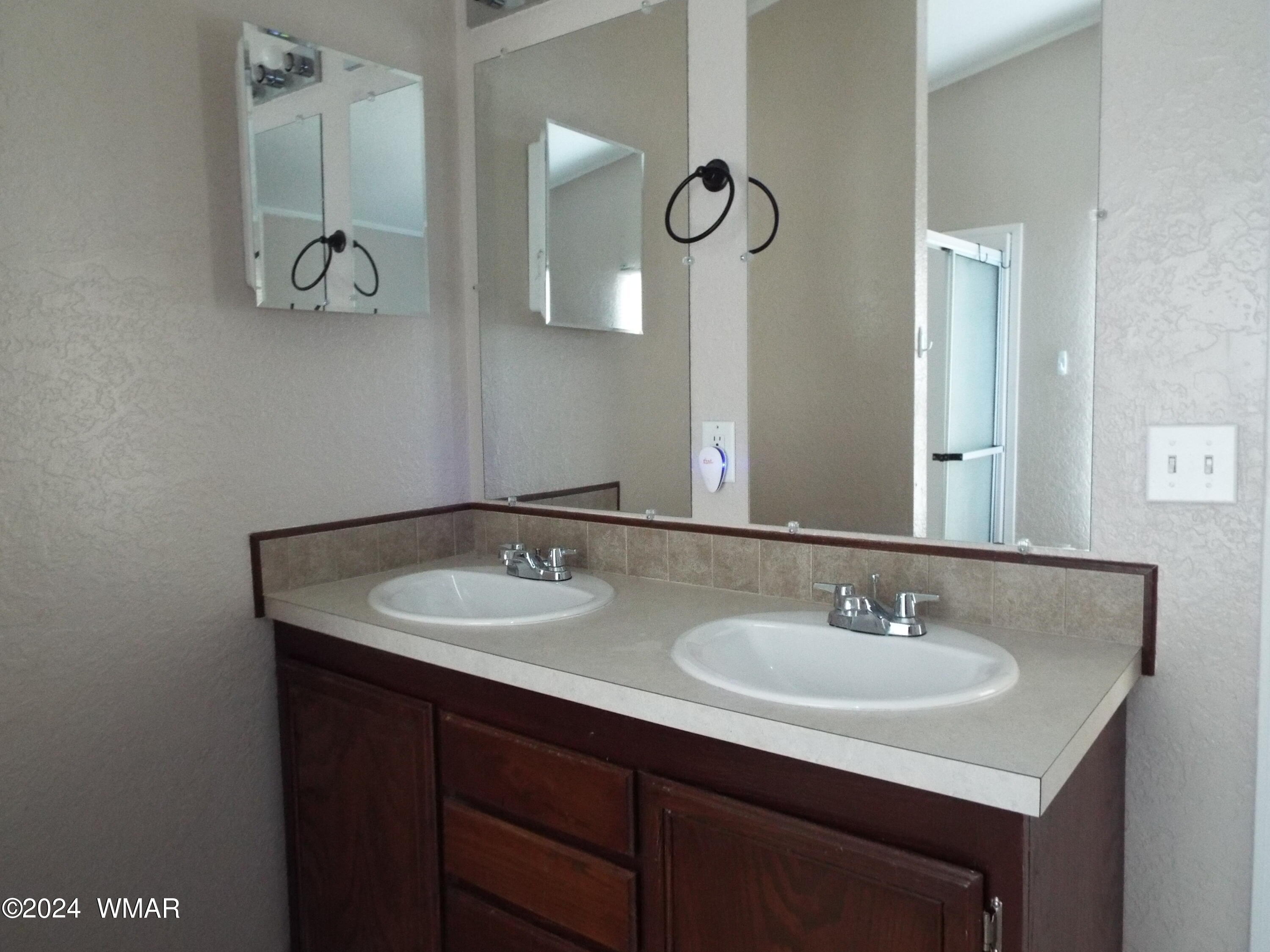 1425 W 28Th S, CR 6325, St. Johns