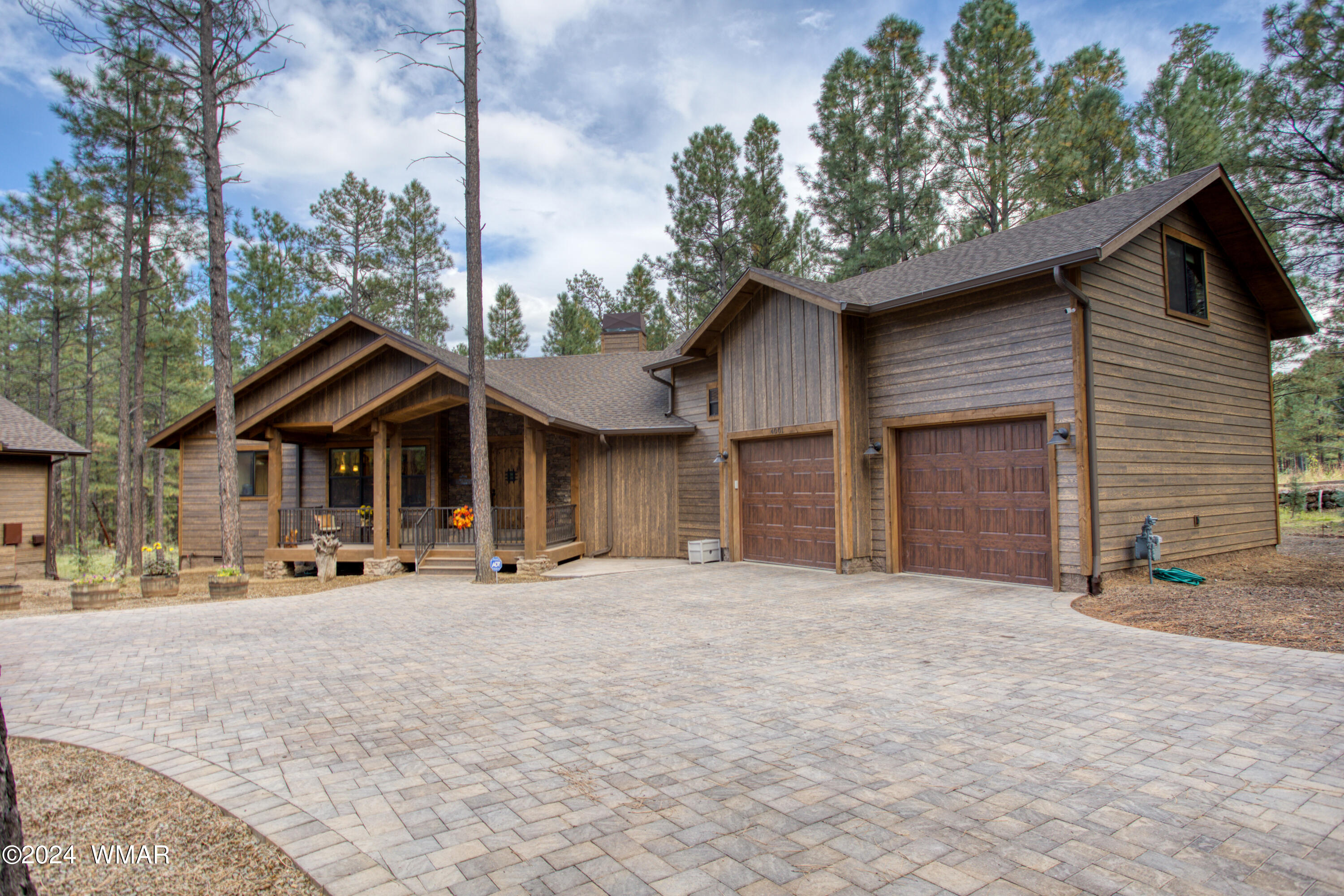 4001 W Acer Lane