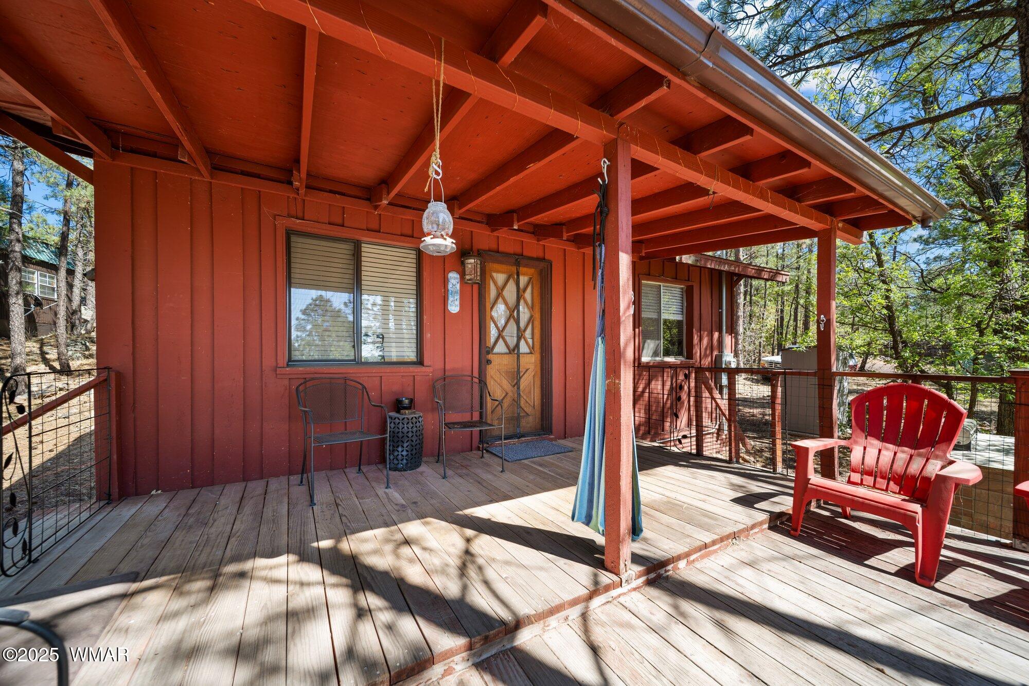 943 Backwoods Trail
