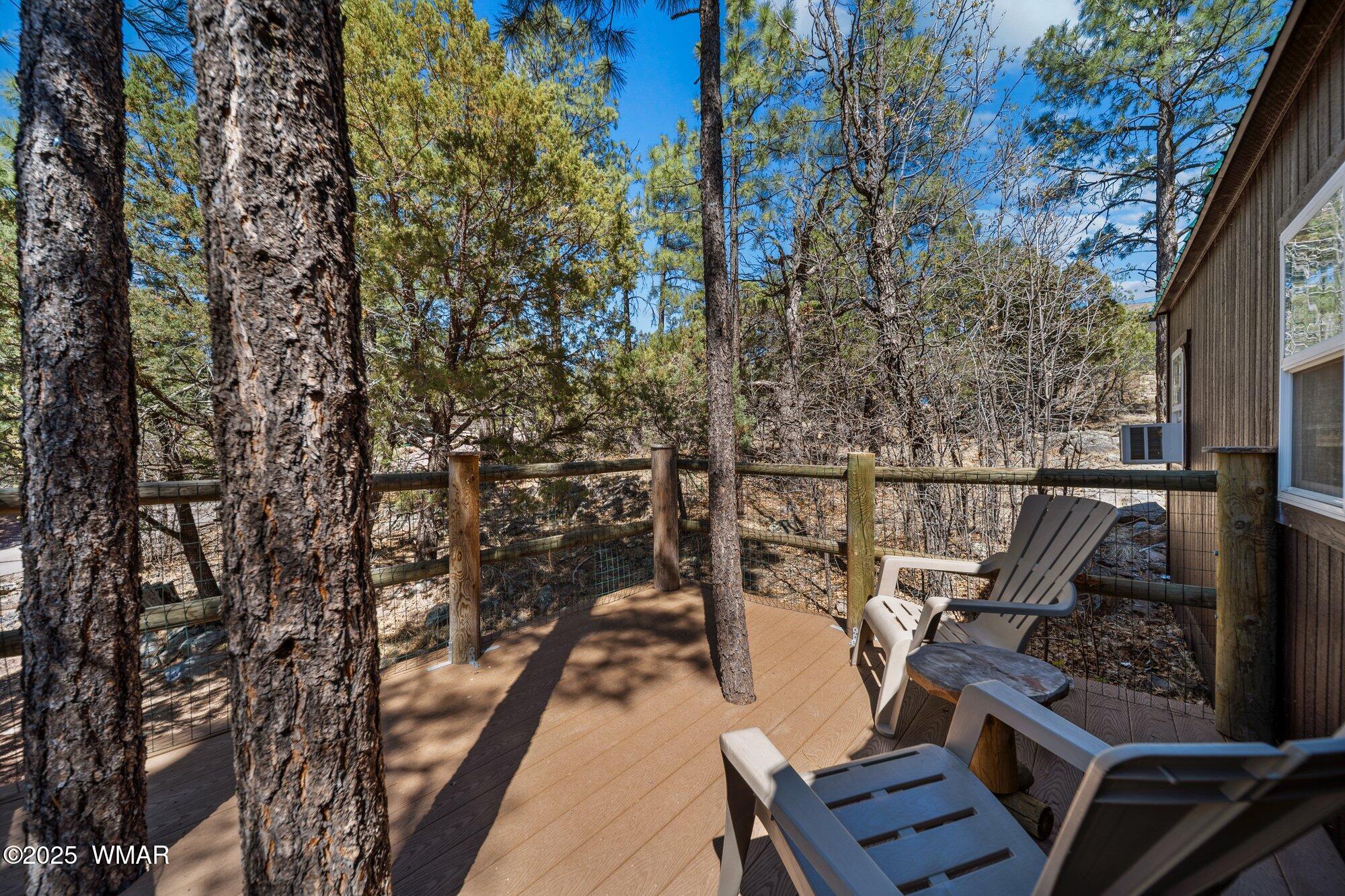 943 Backwoods Trail