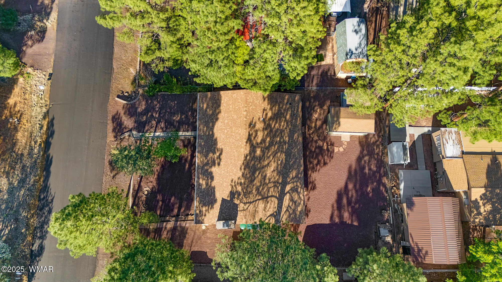 2681 W Reidhead