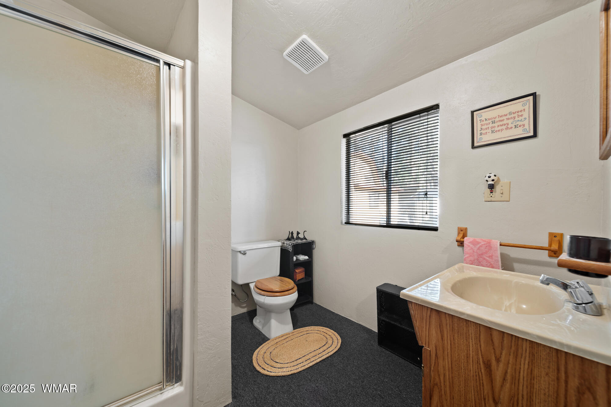 2681 W Reidhead