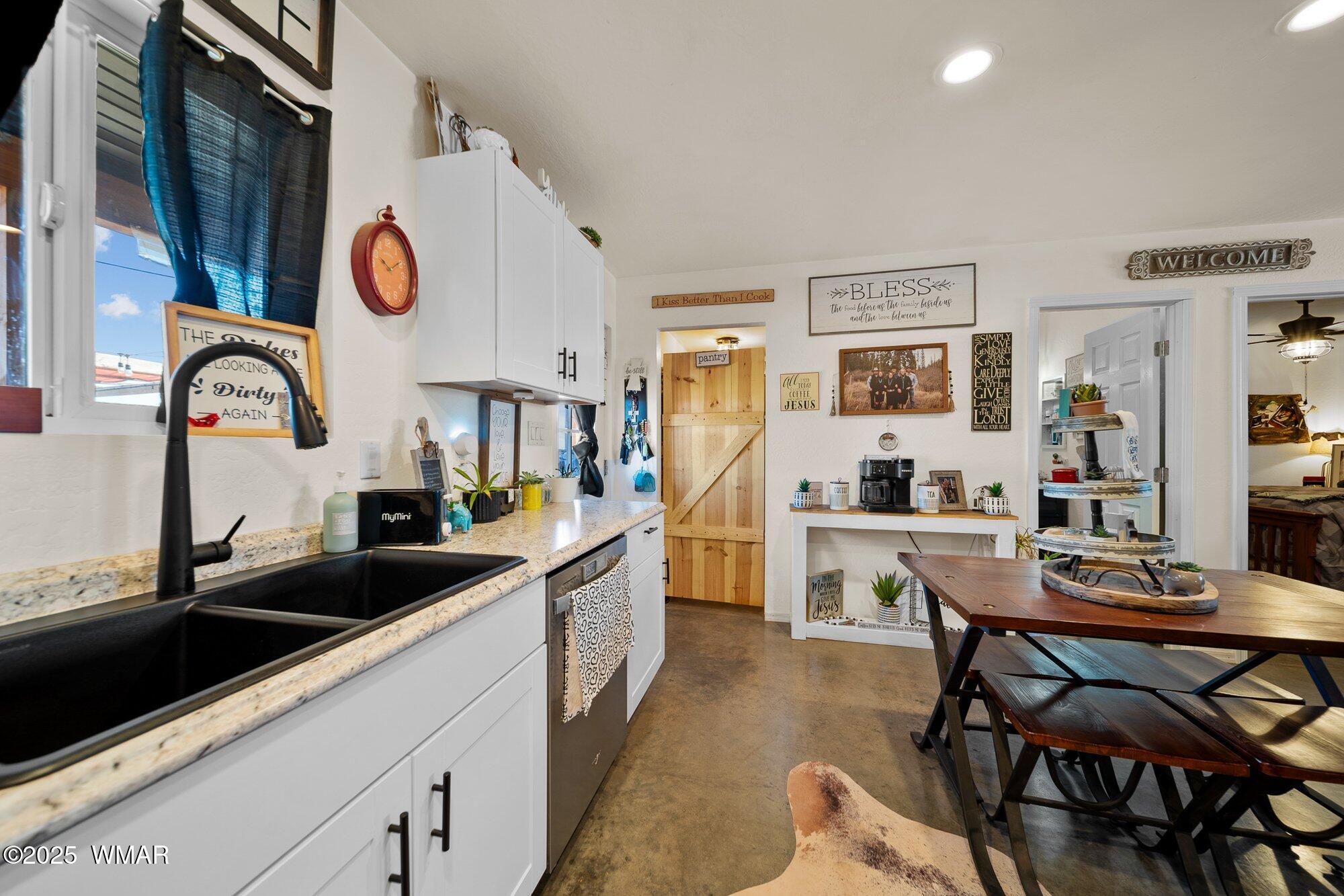 3036 W Plum Blossom Lane