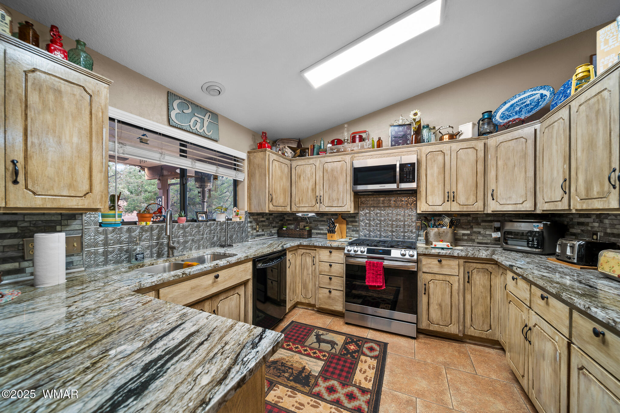 6711 Bandido Way
