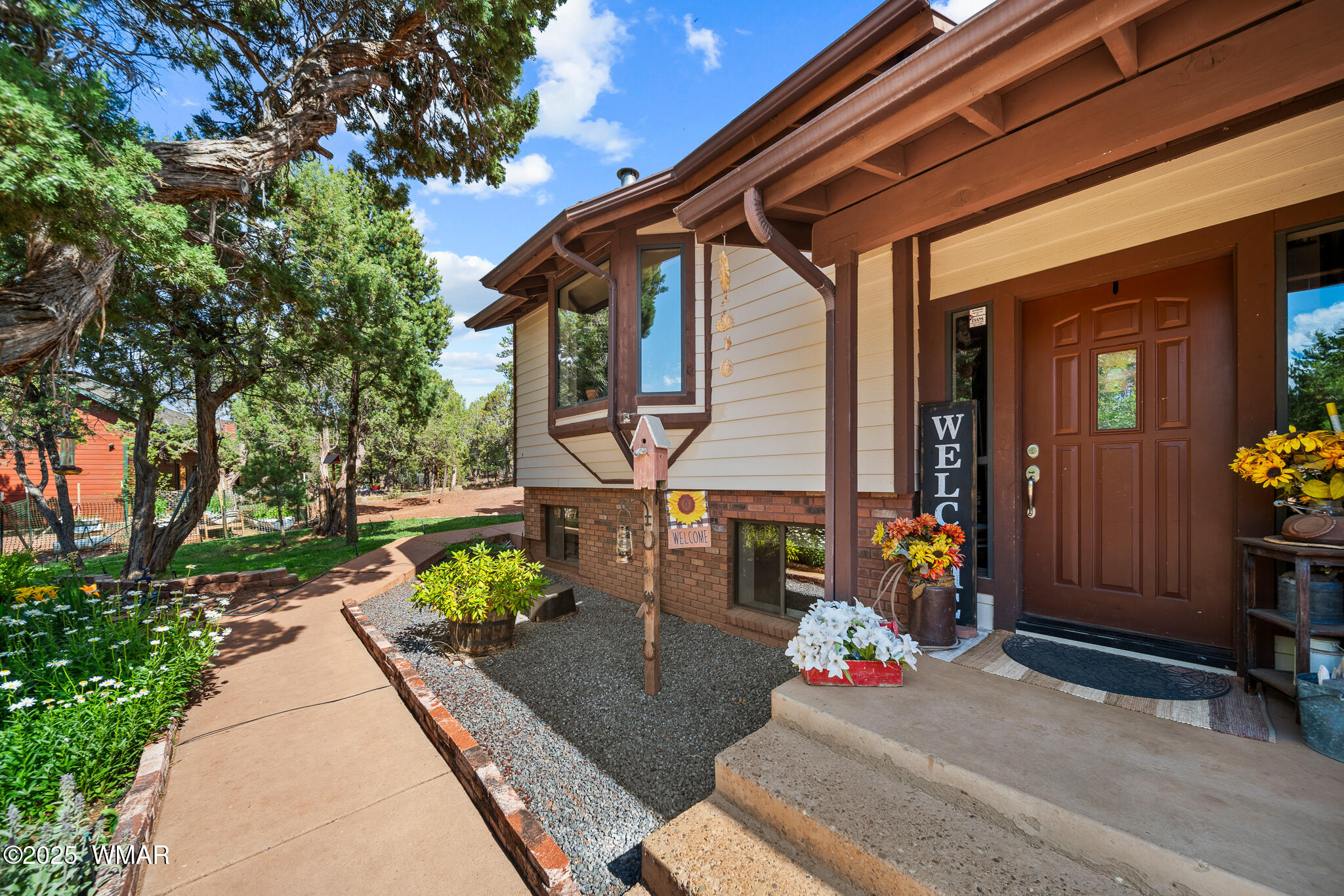 6711 Bandido Way