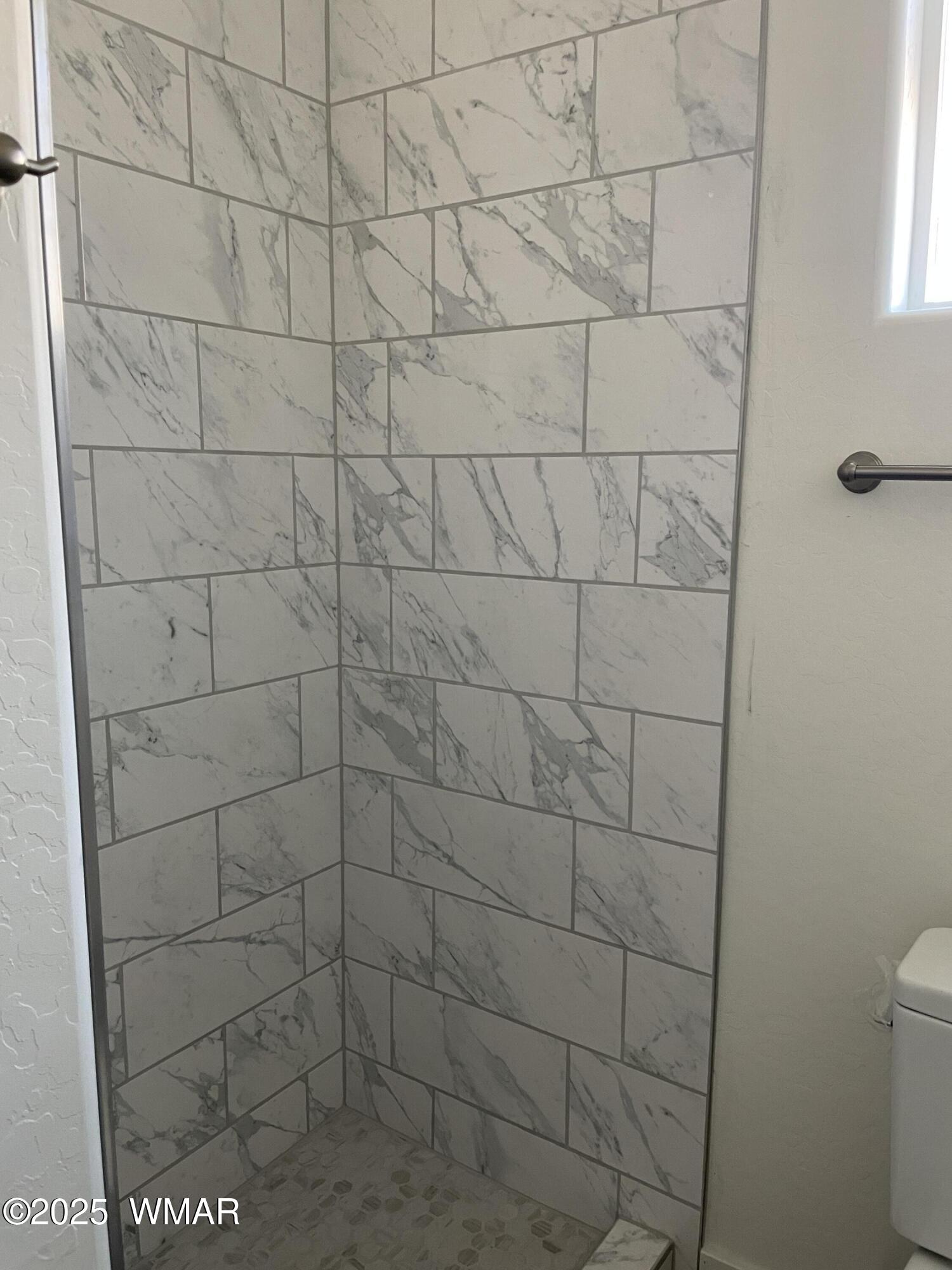 21 S Foothills Boulevard