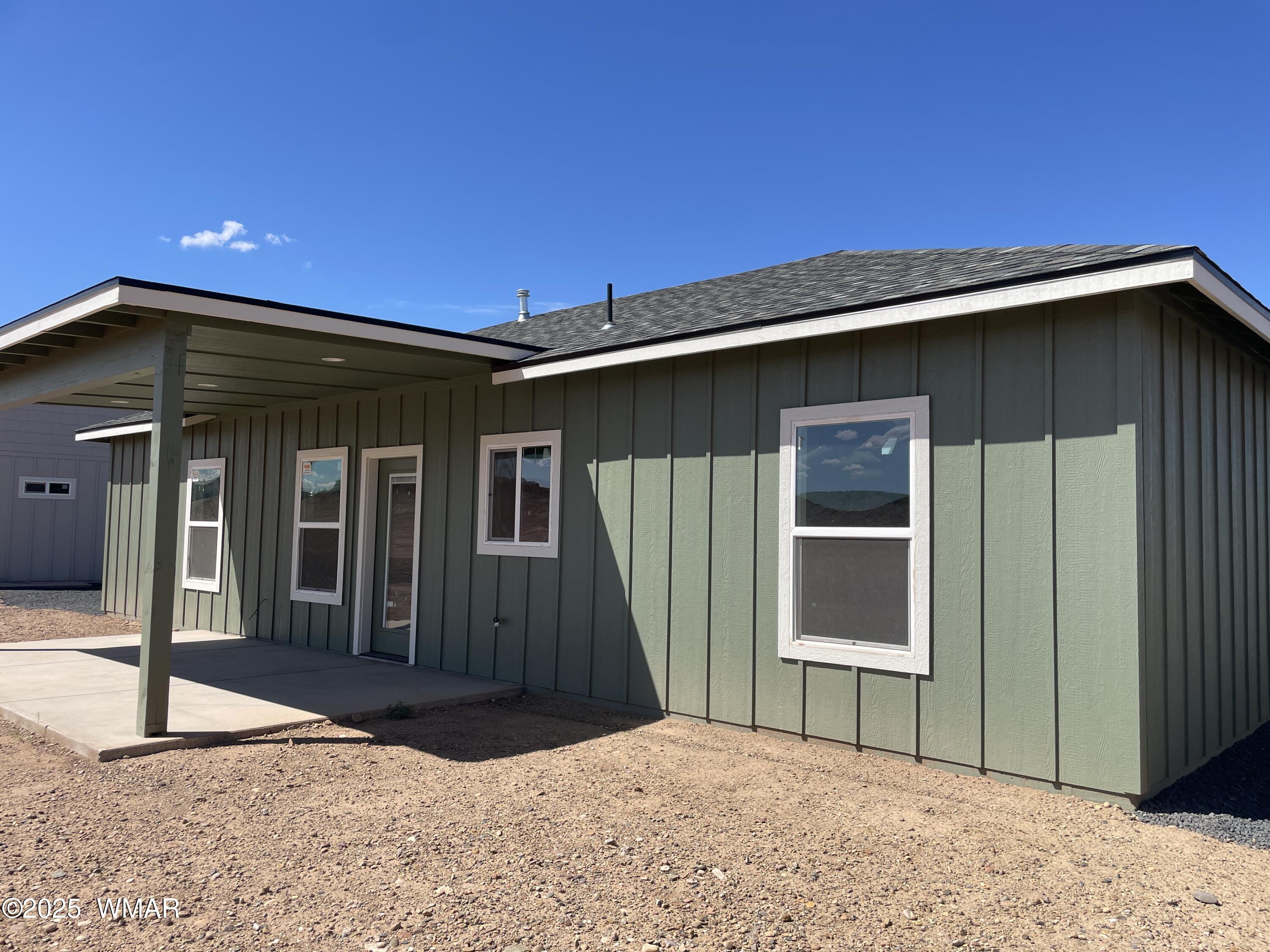 21 S Foothills Boulevard