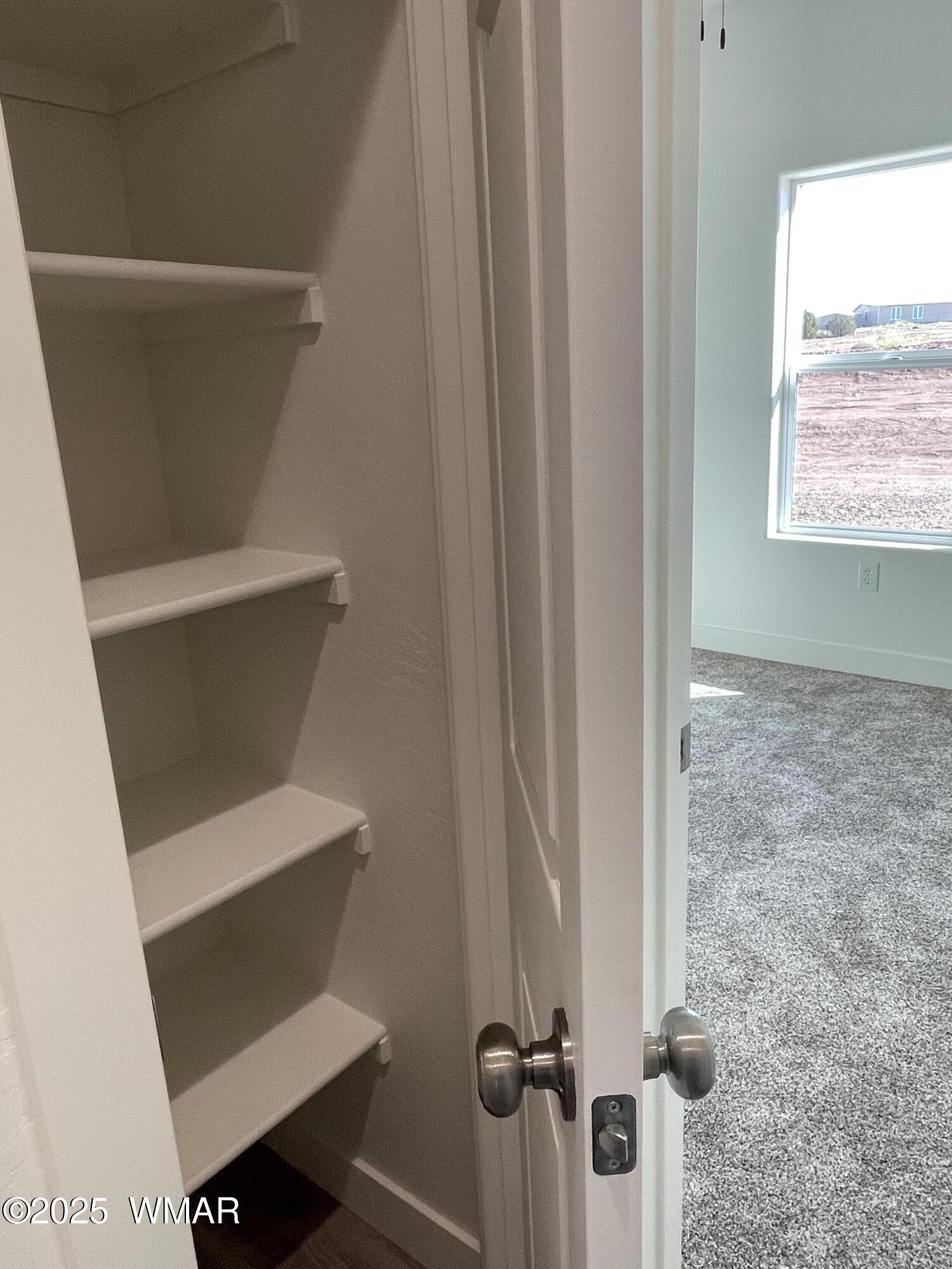 21 S Foothills Boulevard