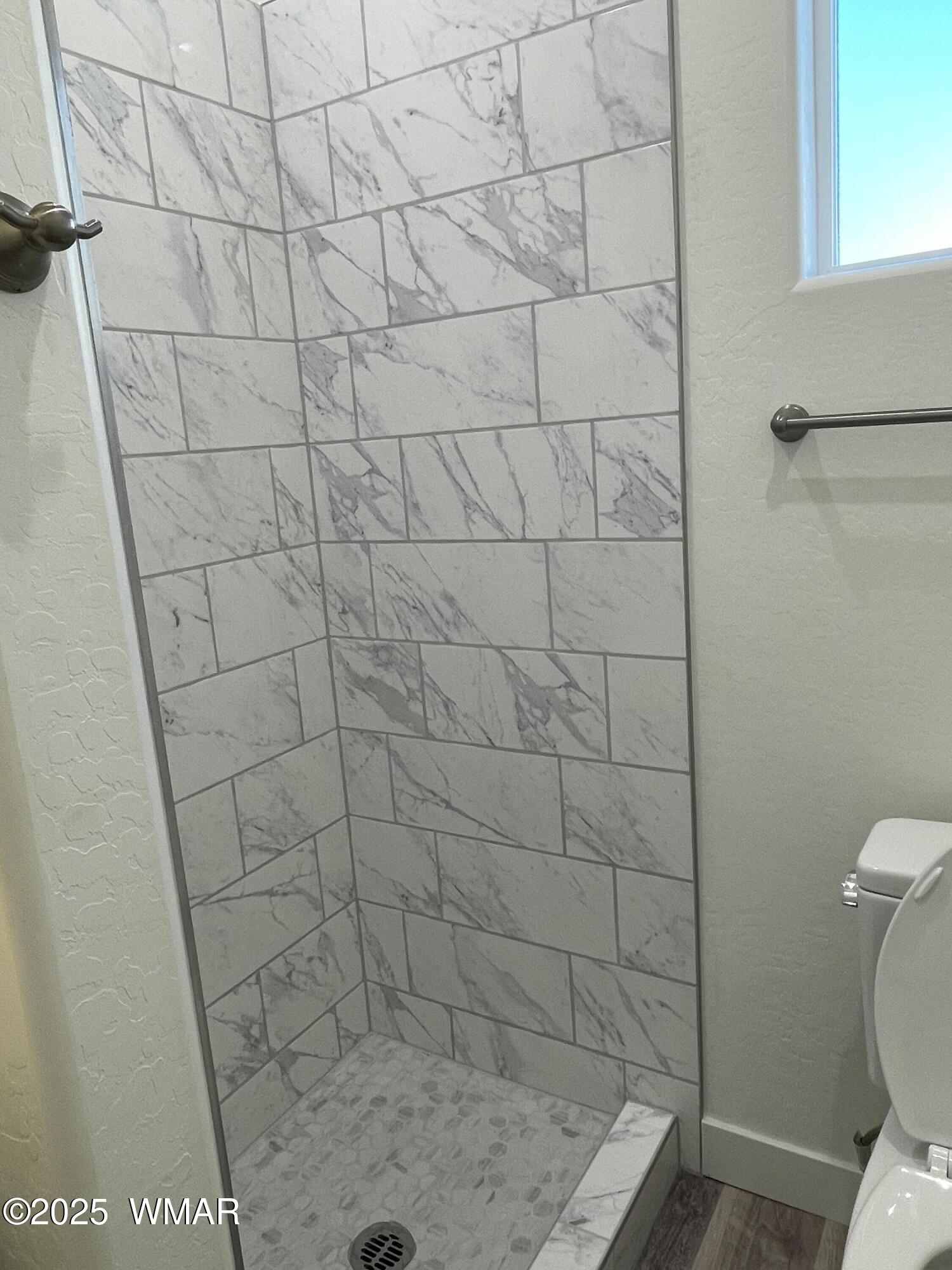 21 S Foothills Boulevard