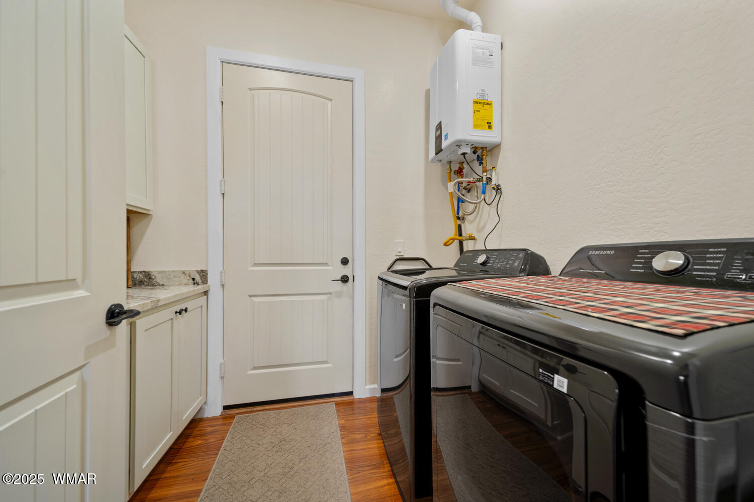 8402 Lake View Drive