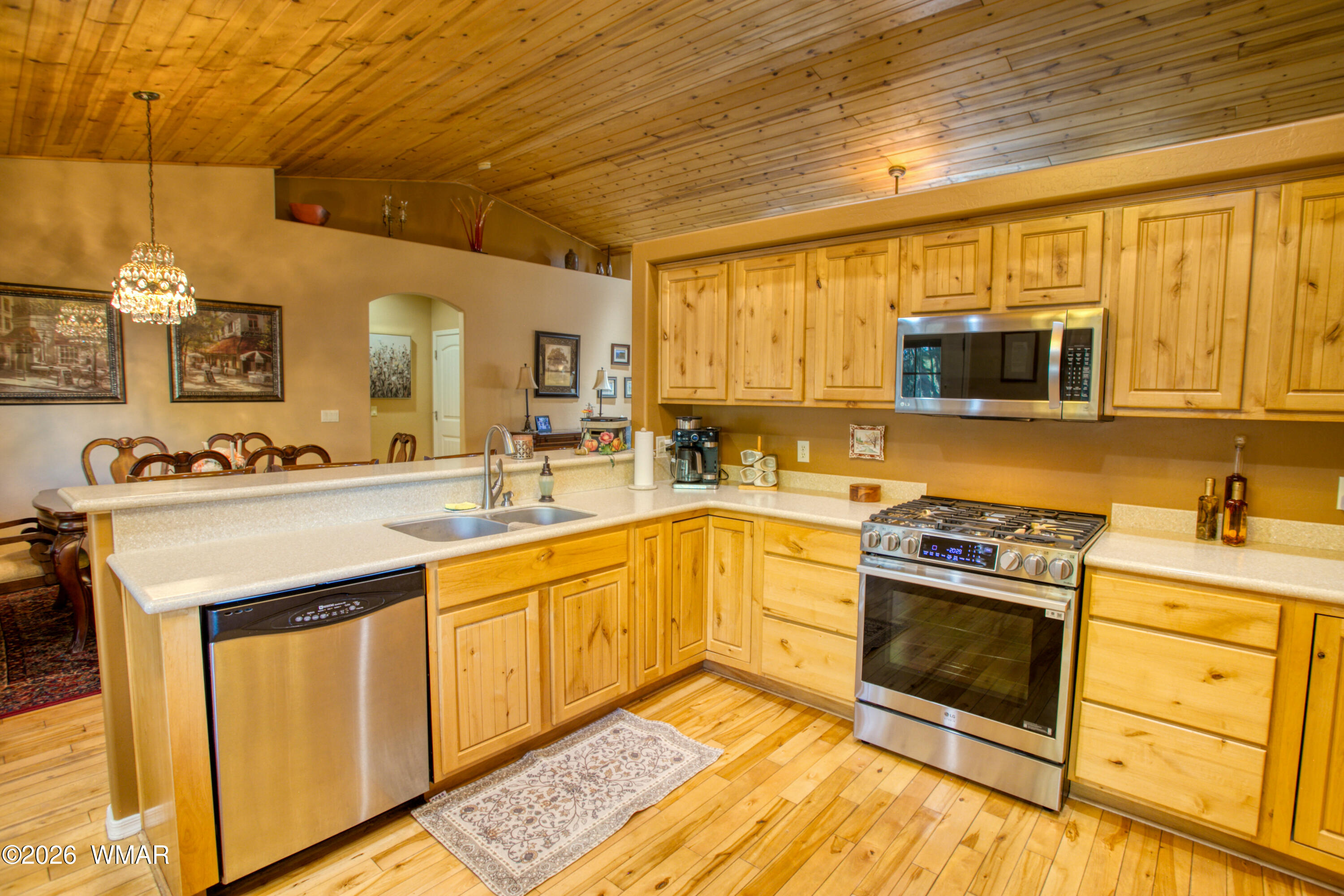 925 Wild Horse Road