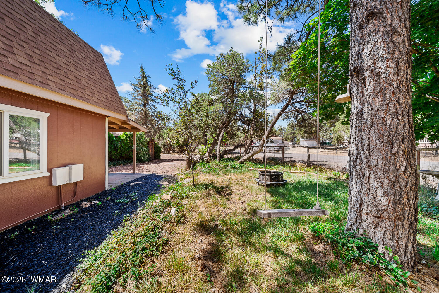 2961 Deer Trail