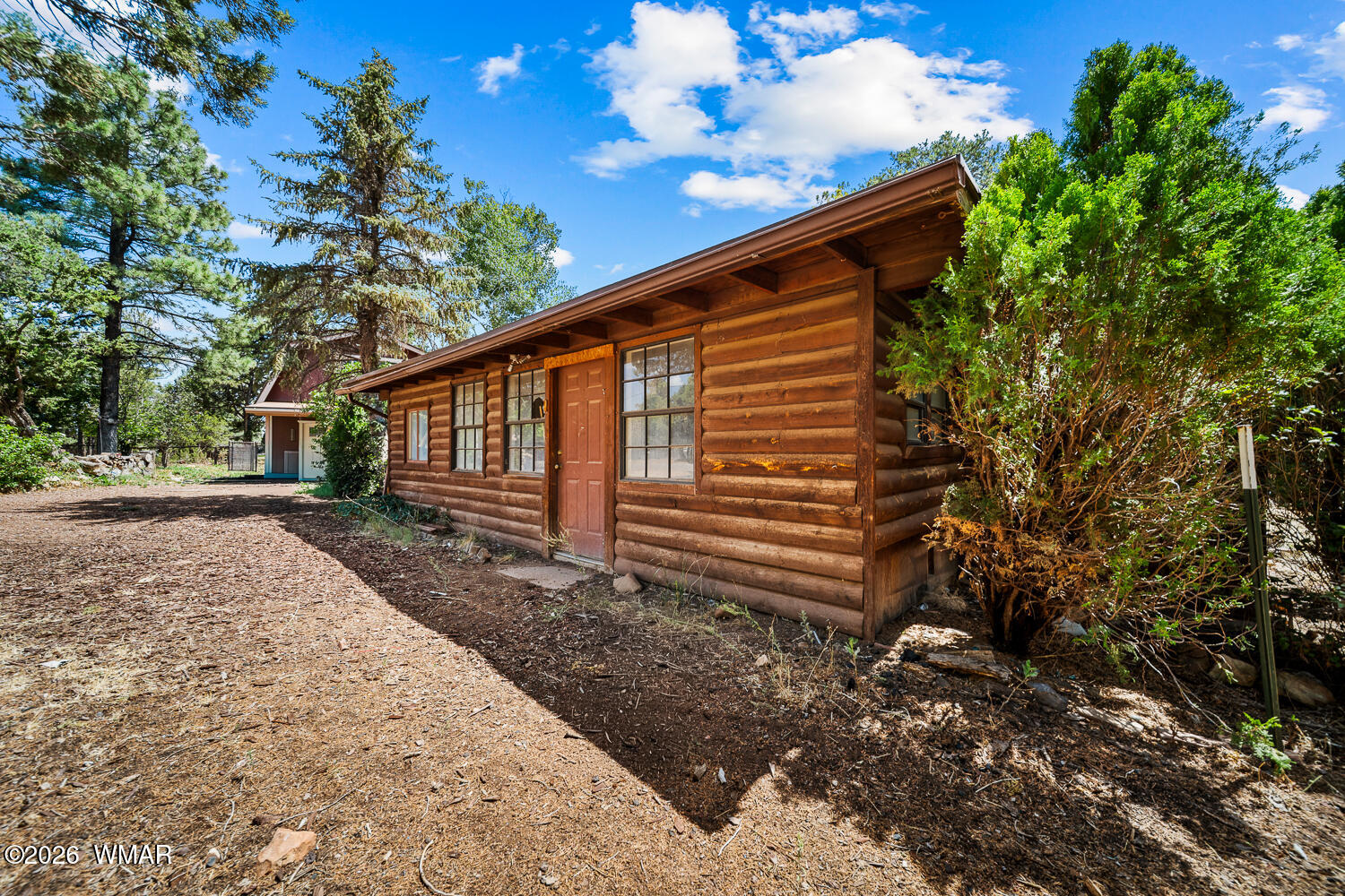 2961 Deer Trail