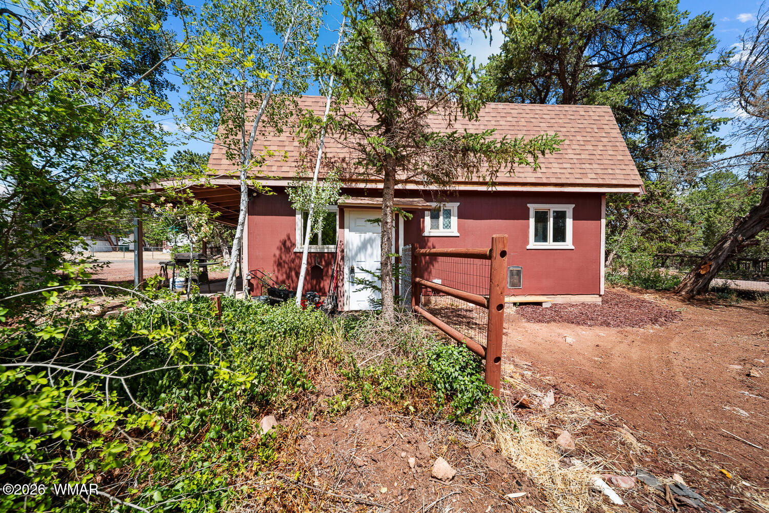 2961 Deer Trail