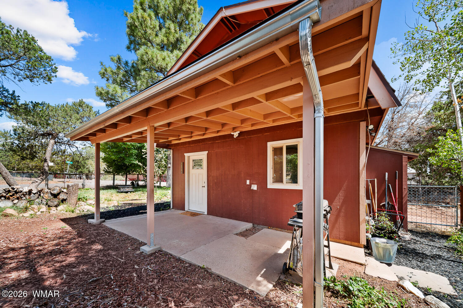 2961 Deer Trail