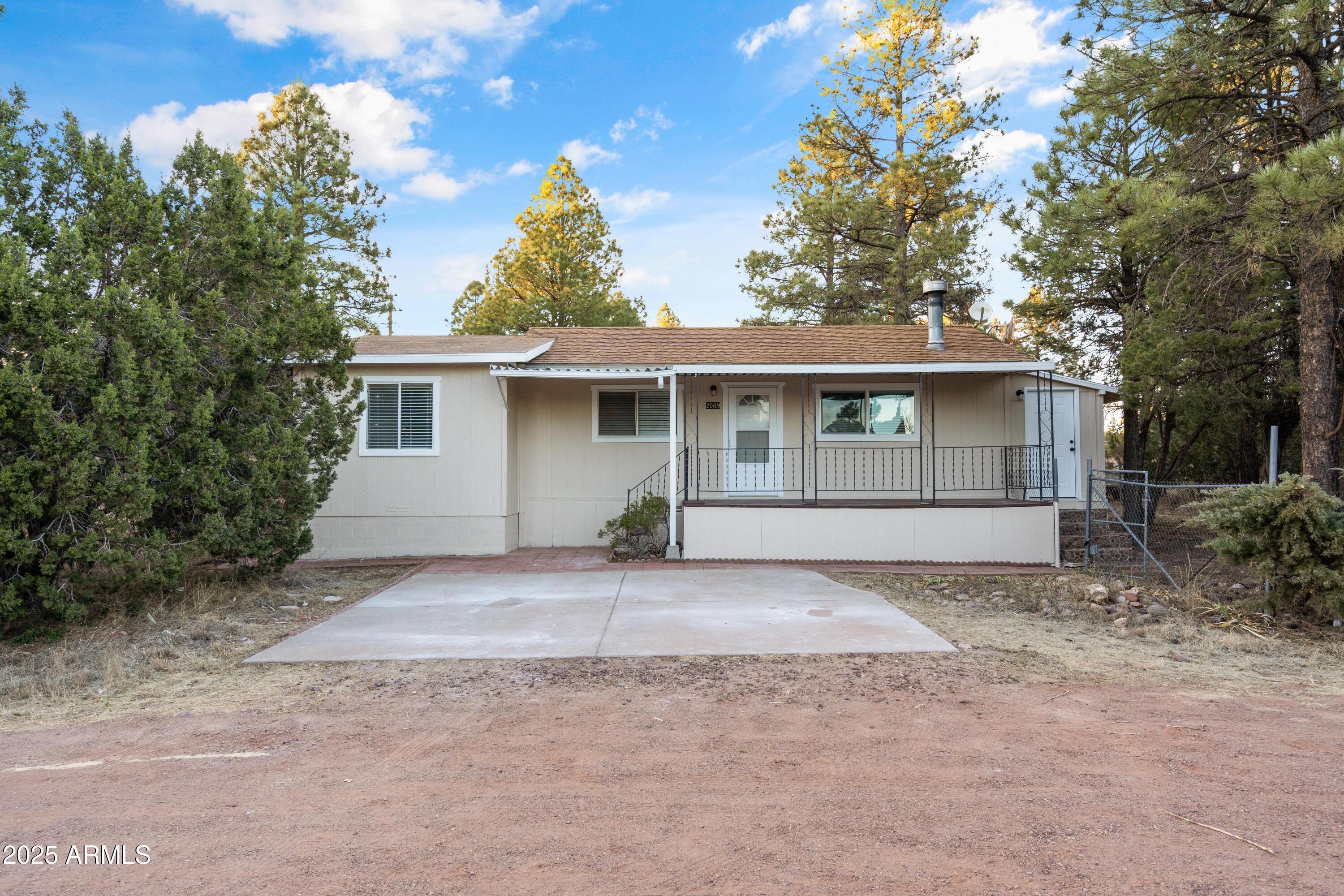 2068 PINEHAVEN Lane