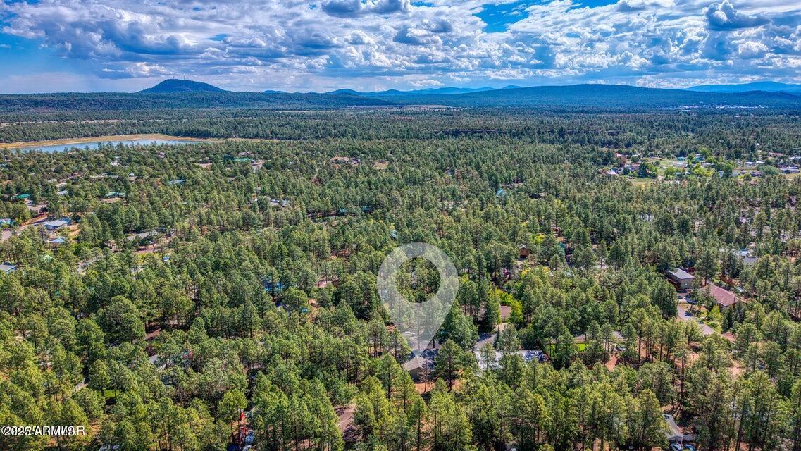 4966 SHERWOOD Drive, Lakeside