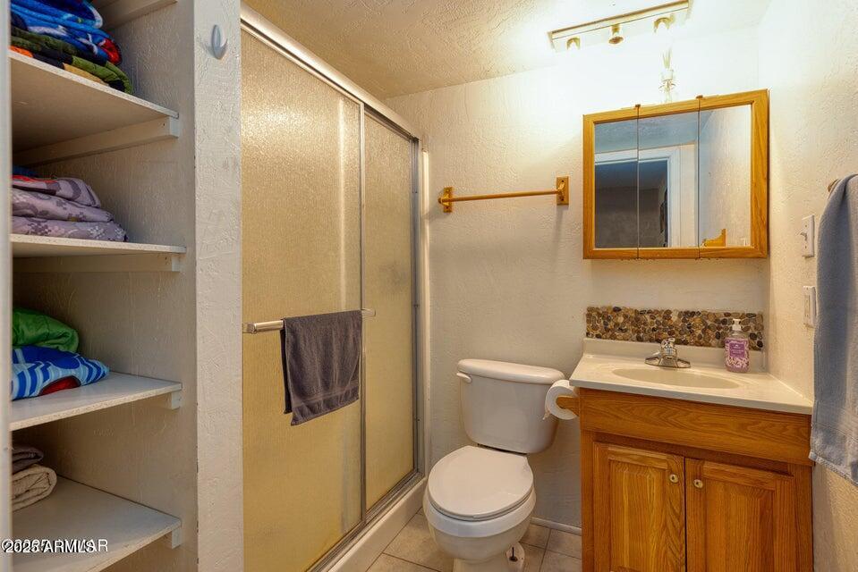 4966 SHERWOOD Drive, Lakeside