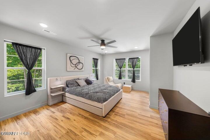 1023 Boardly Hills Boulevard