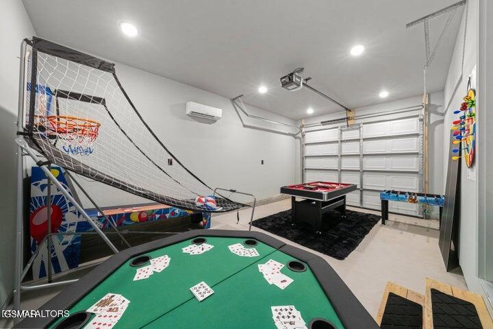 1023 Boardly Hills Boulevard