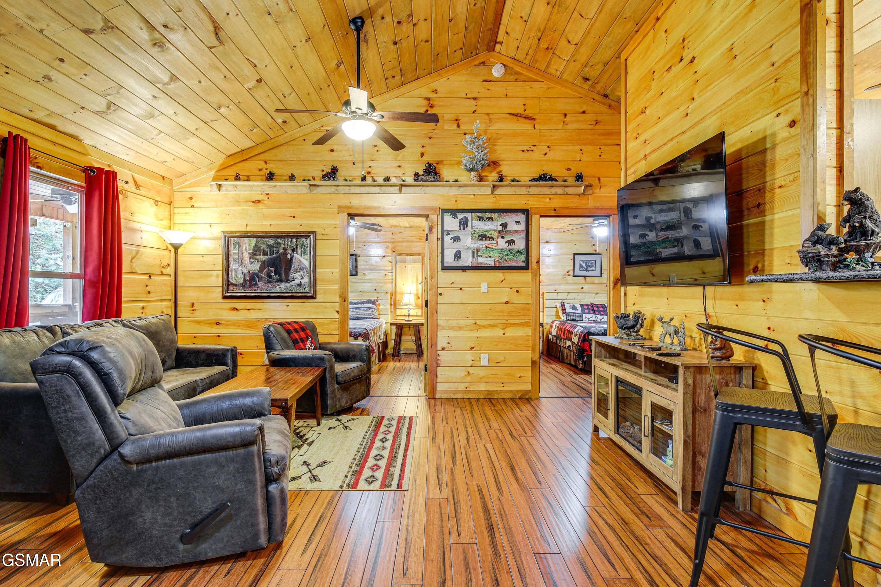 1046 Cheshire Court