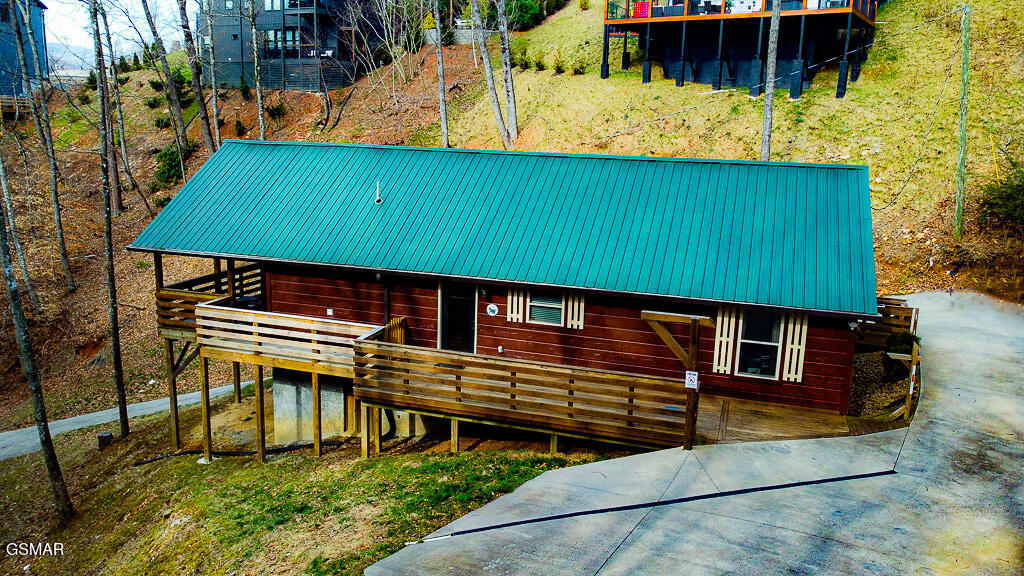 1046 Cheshire Court