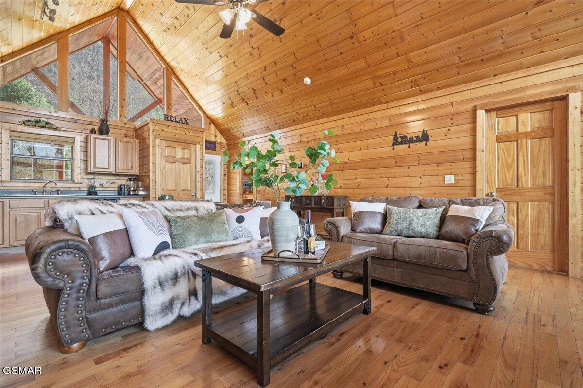 1503 Turkey Trot Way