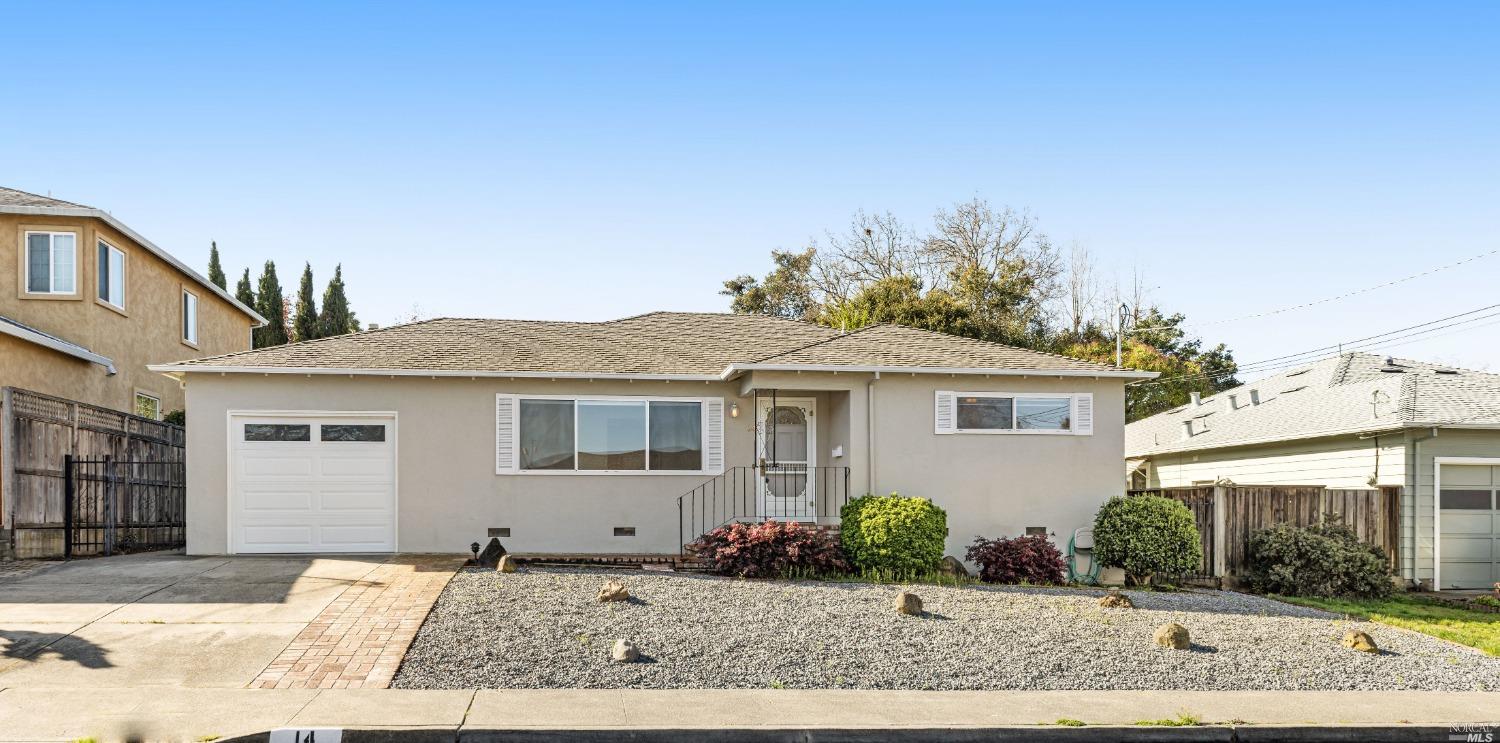 14 Colinda Dr