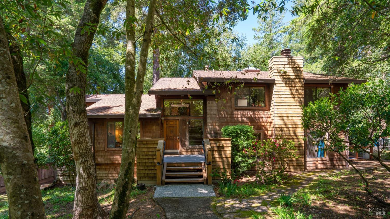 2649 Knob Hill Dr