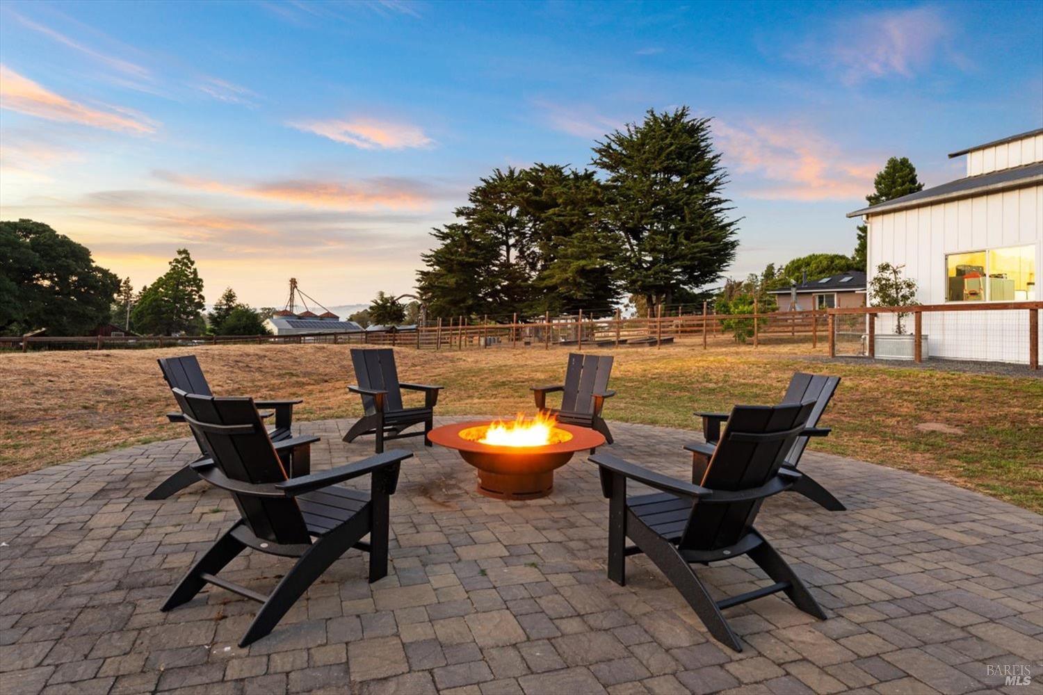 1990 Middle Two Rock Rd