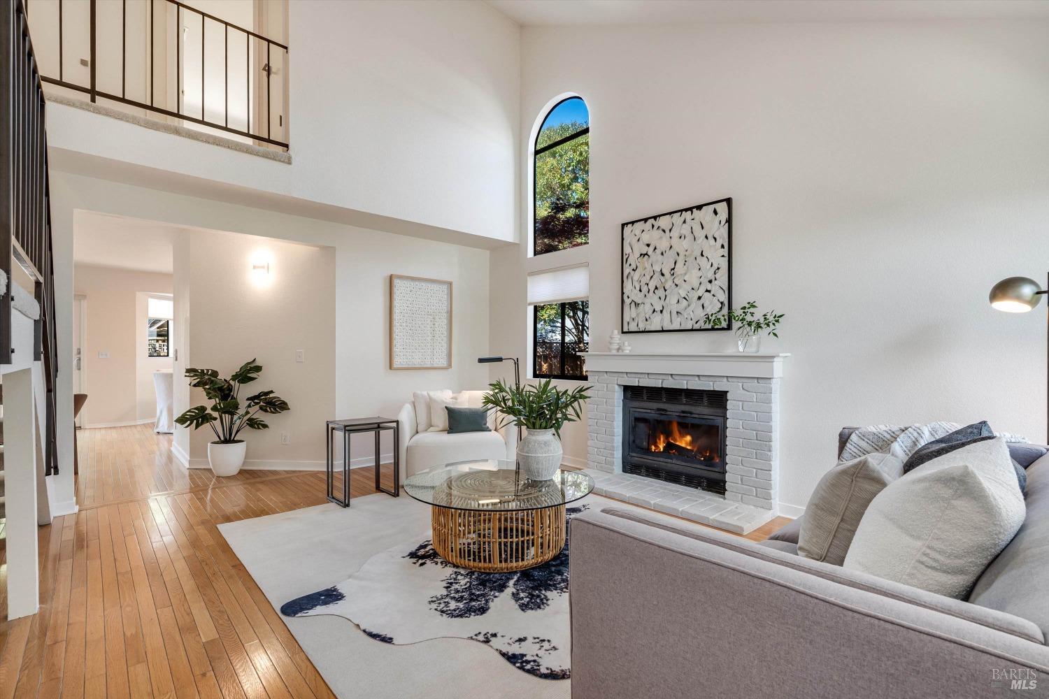 433 Jay Ct