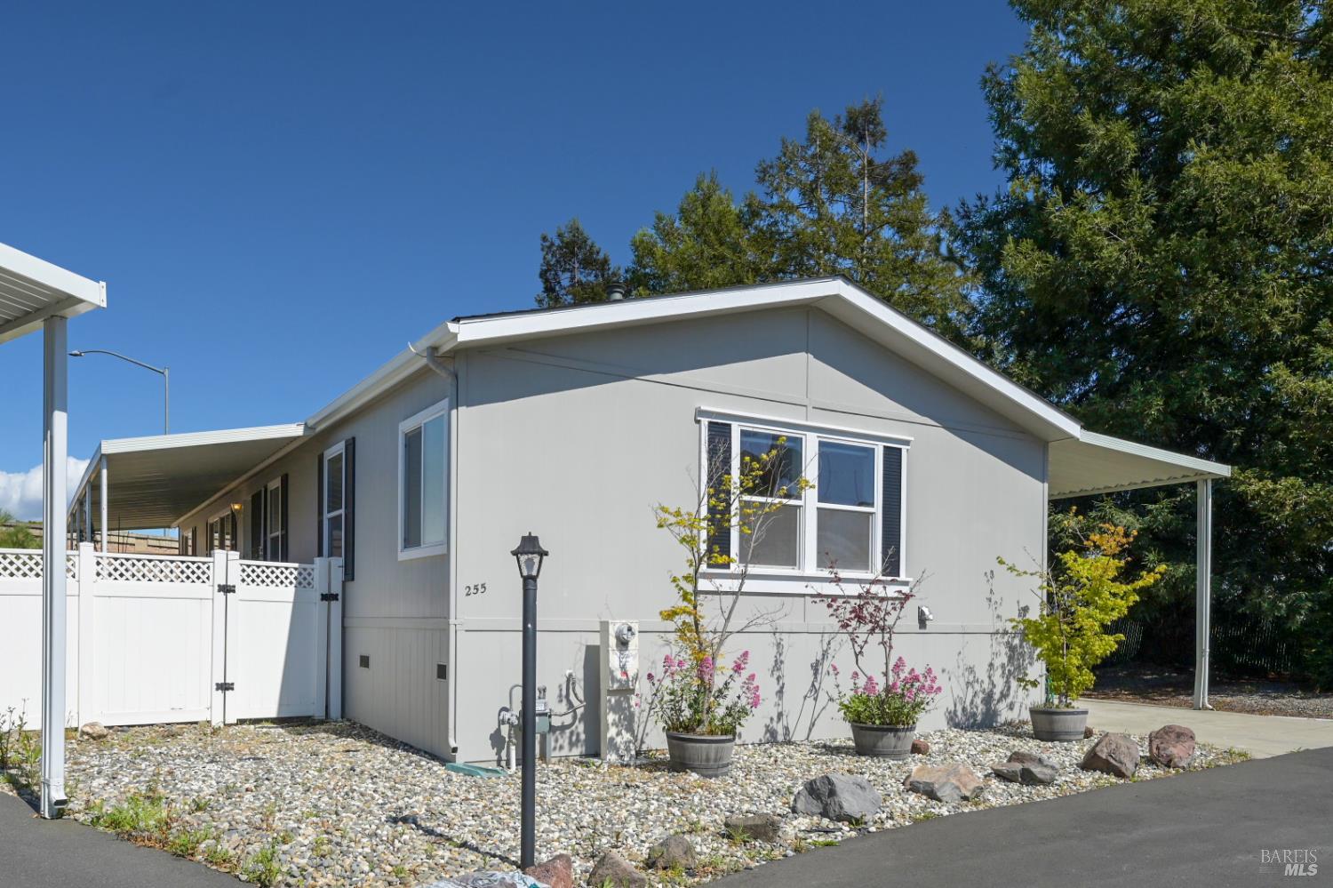 300 Stony Point Rd #255