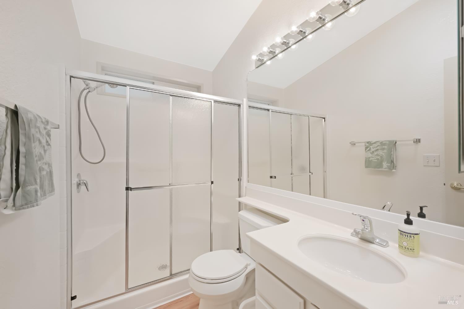 300 Stony Point Rd #255