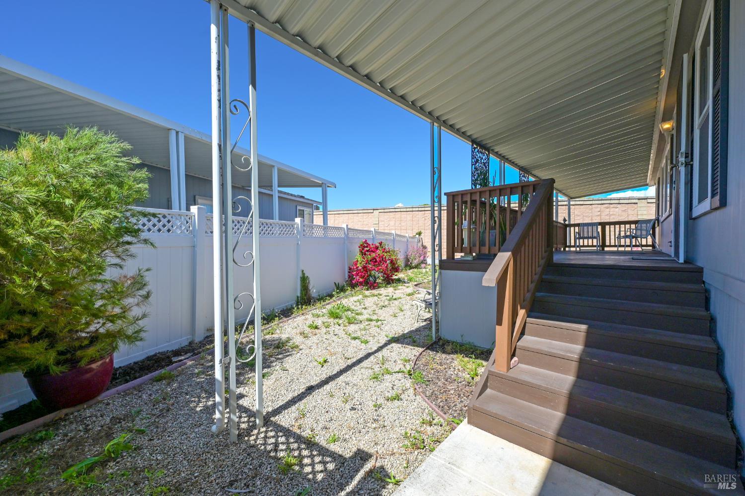 300 Stony Point Rd #255