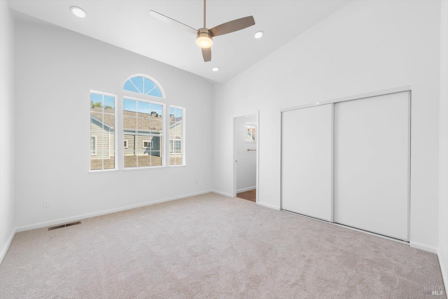 538 Torrey Pine Ln