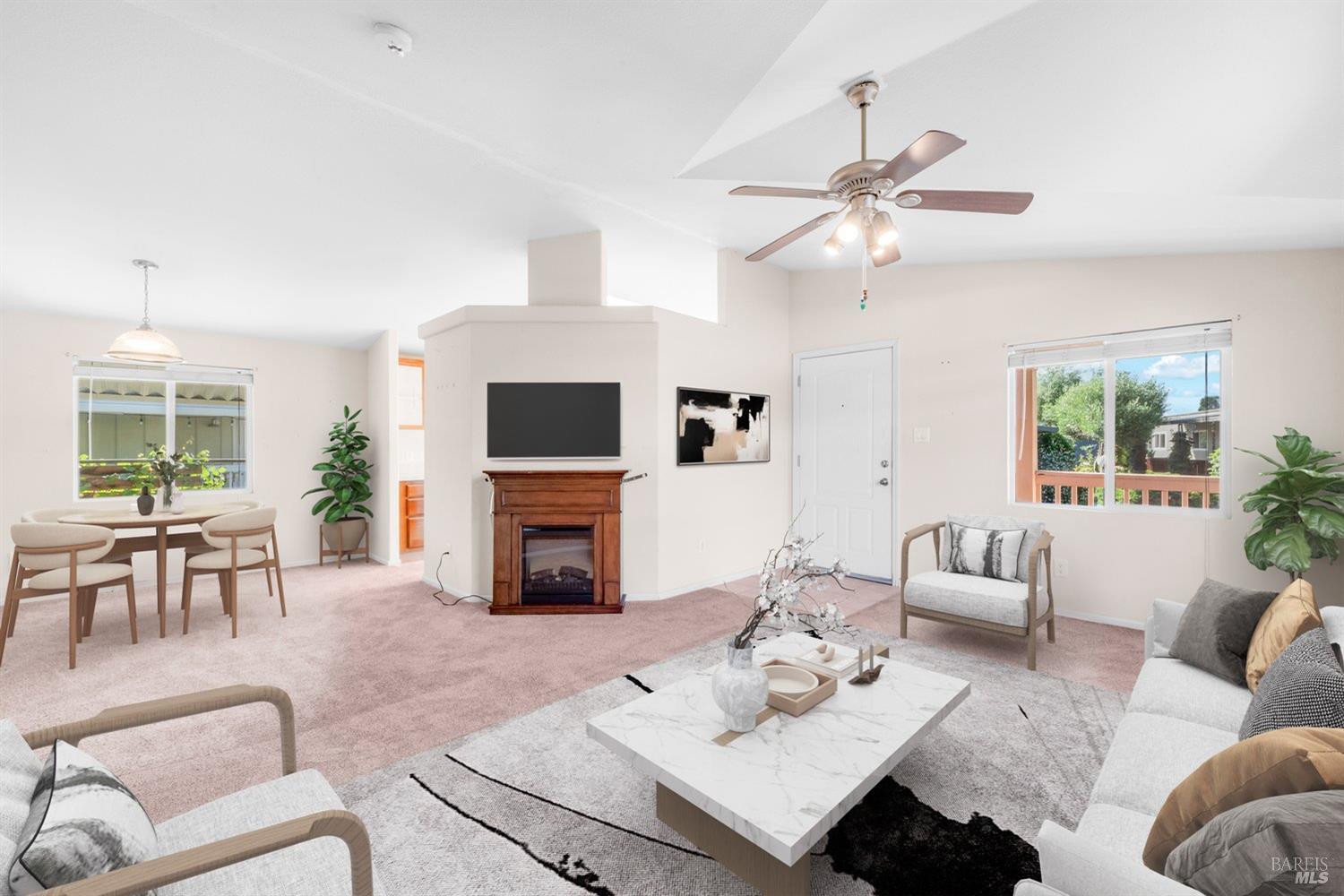 6468 Washington St, Spc 63