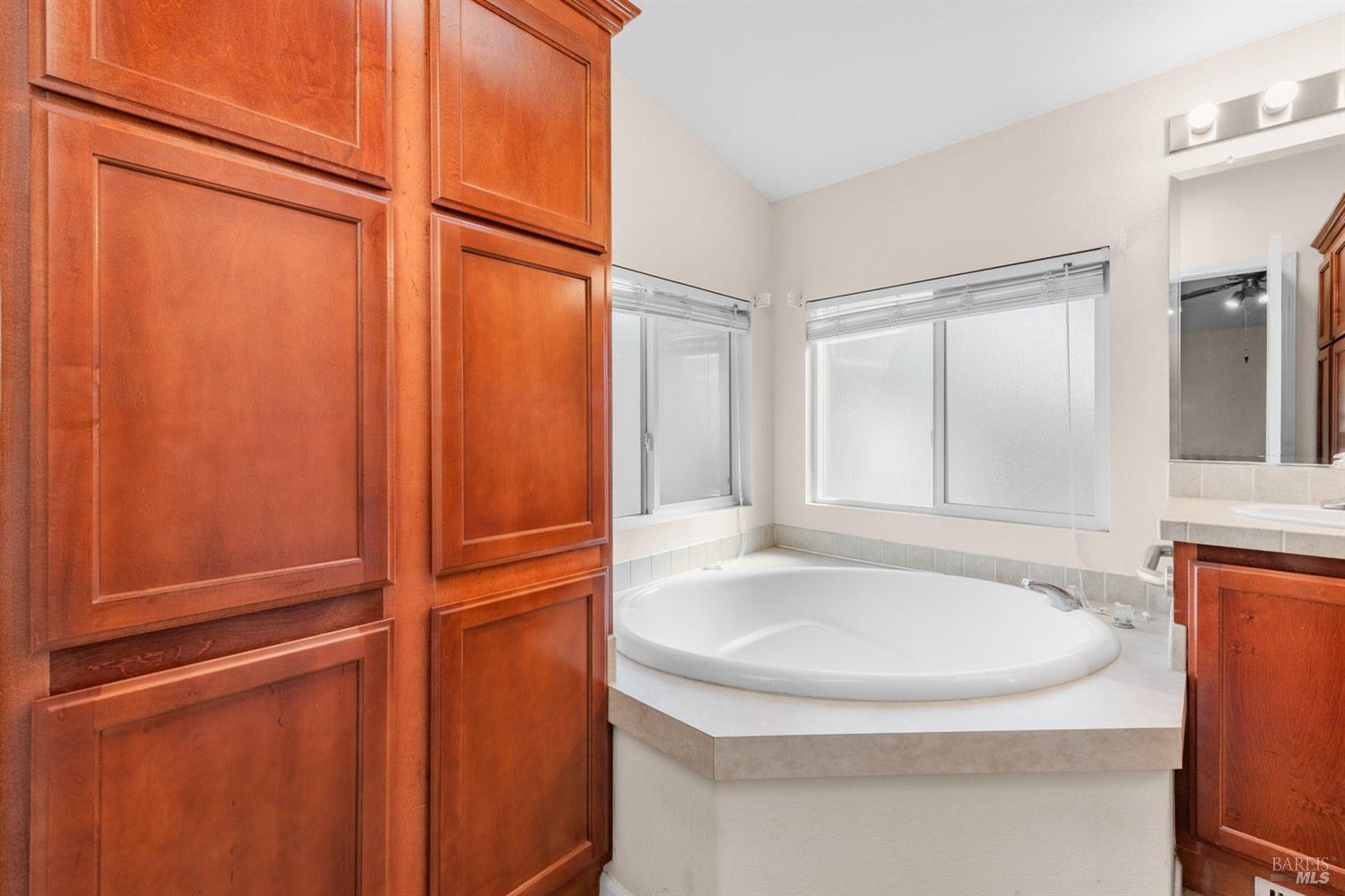 6468 Washington St, Spc 63