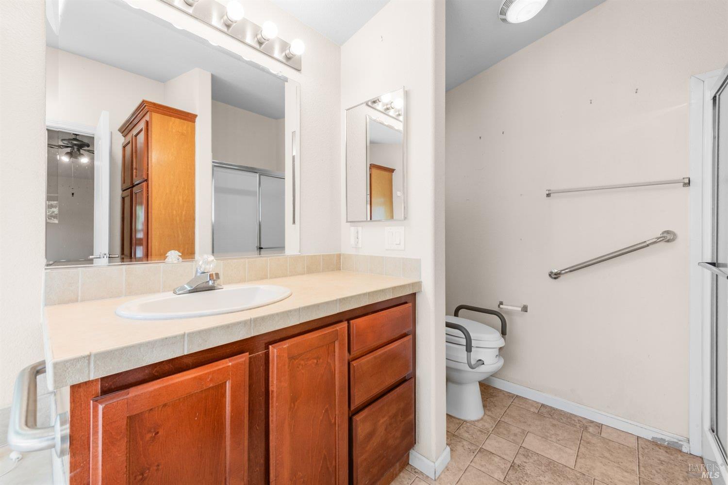 6468 Washington St, Spc 63