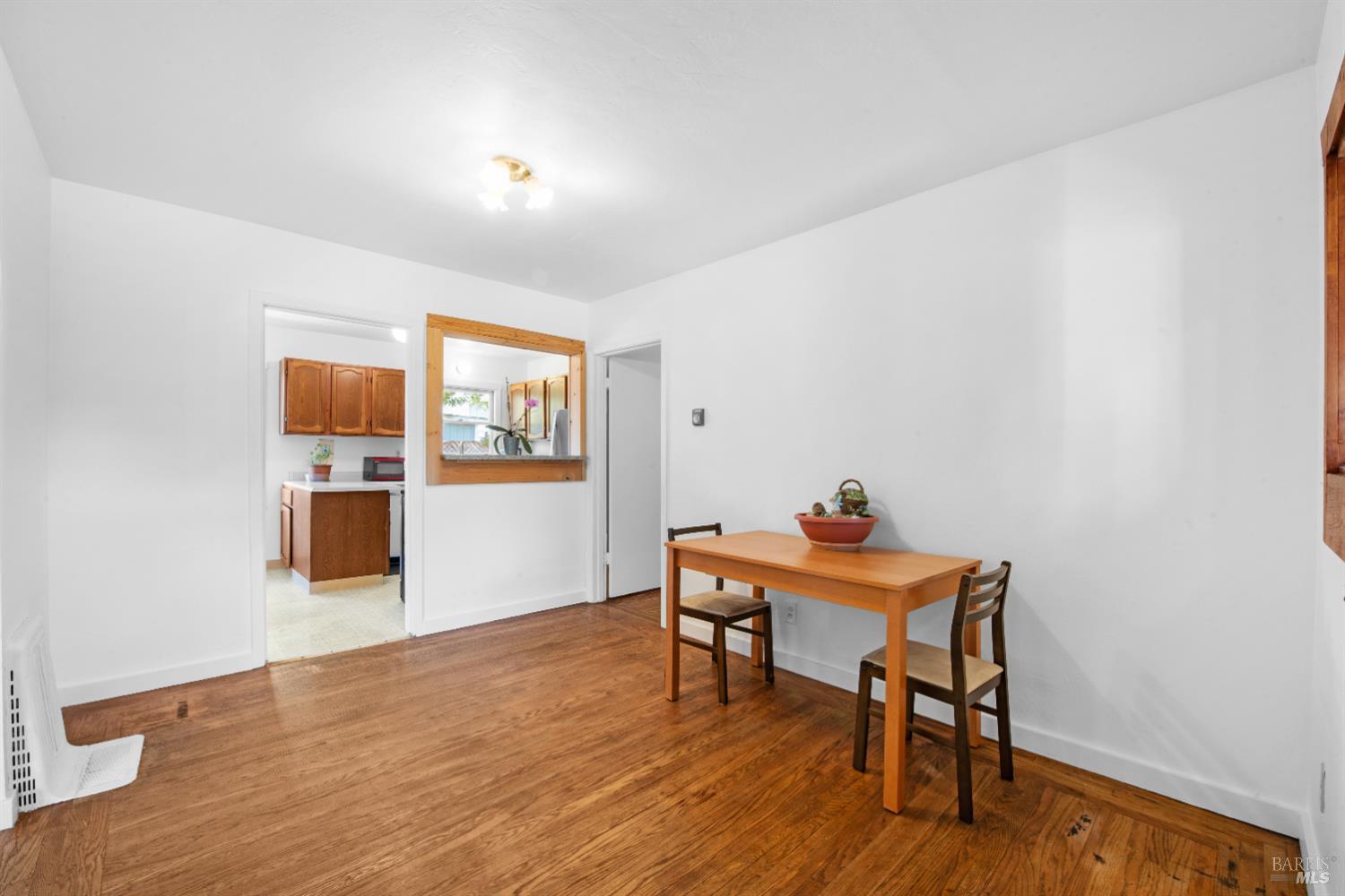 501 Mountain View Ave