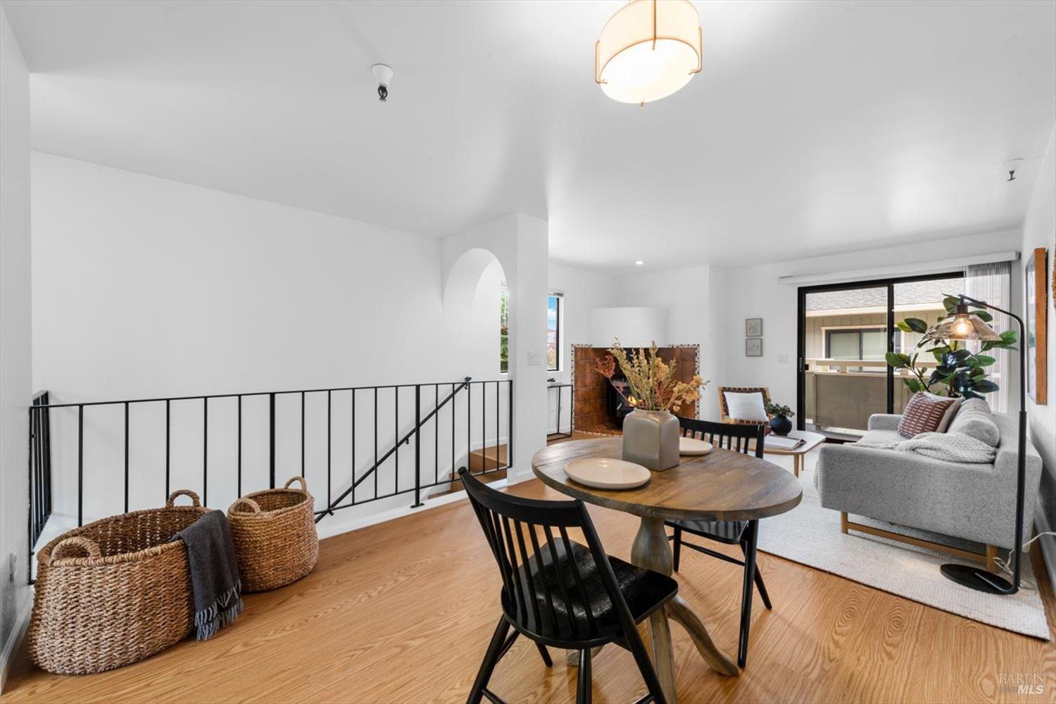 720 Petaluma Blvd S #27