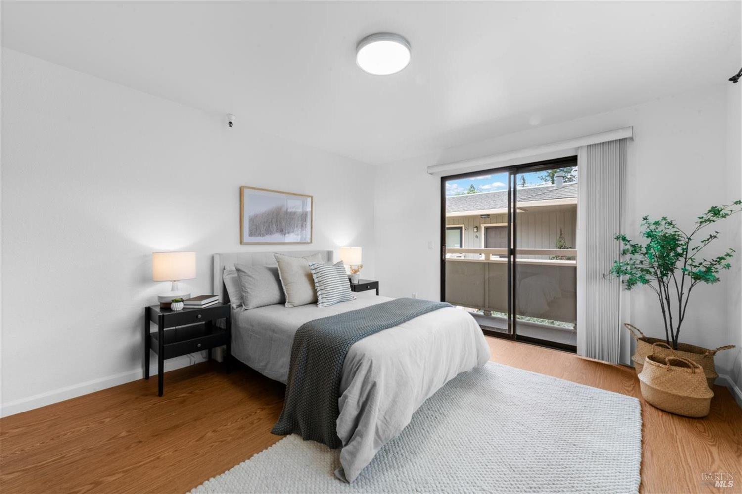 720 Petaluma Blvd S #27