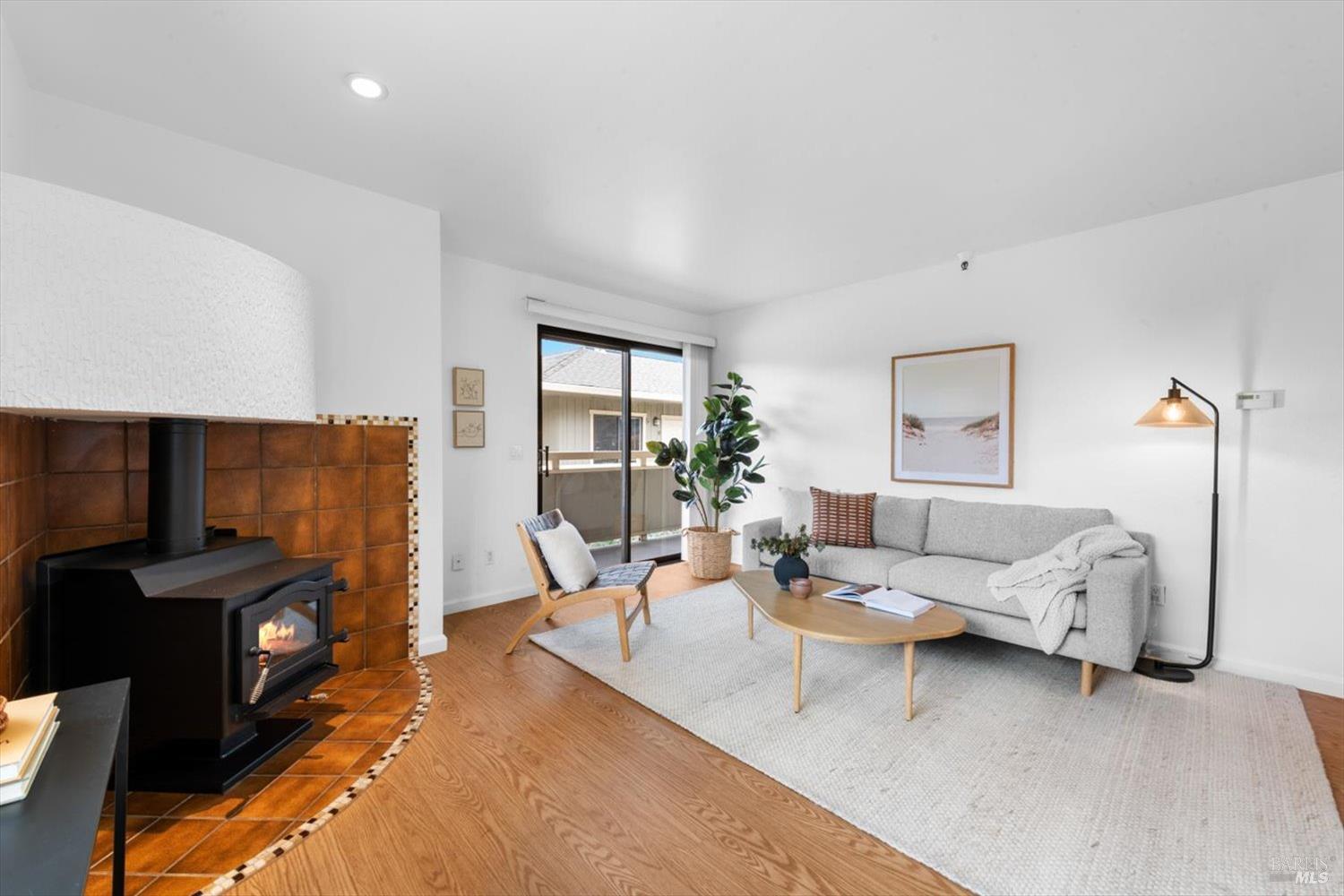 720 Petaluma Blvd S #27