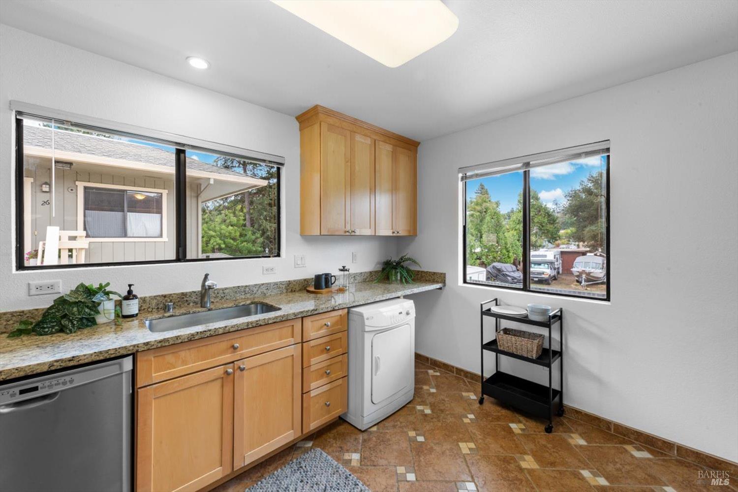 720 Petaluma Blvd S #27