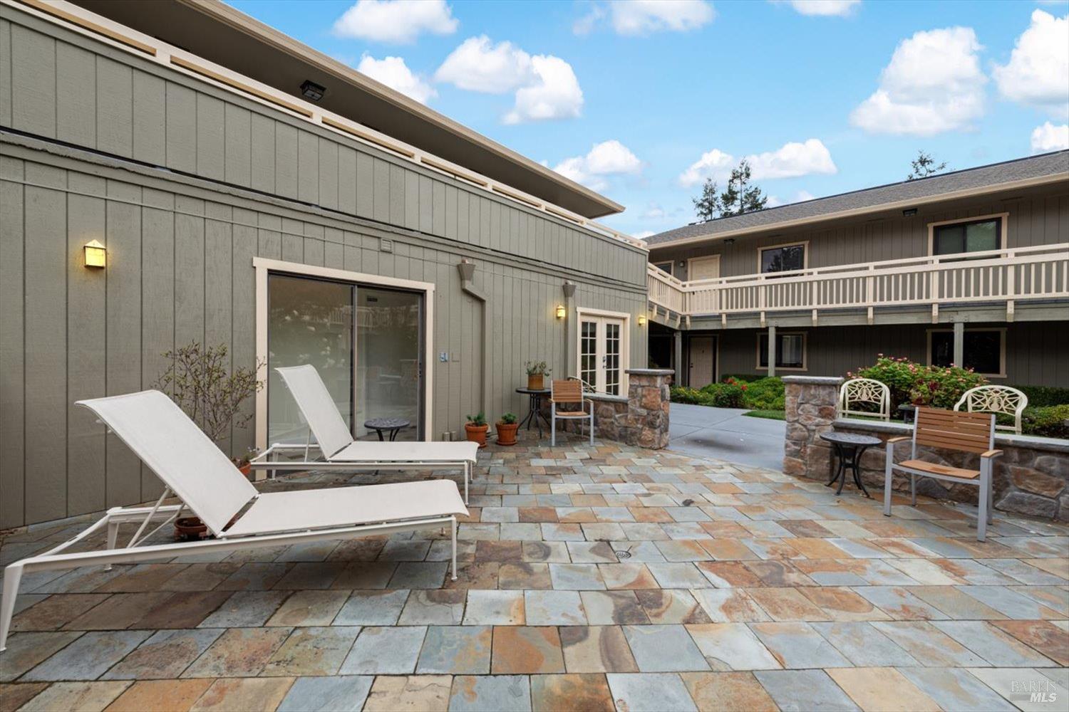 720 Petaluma Blvd S #27