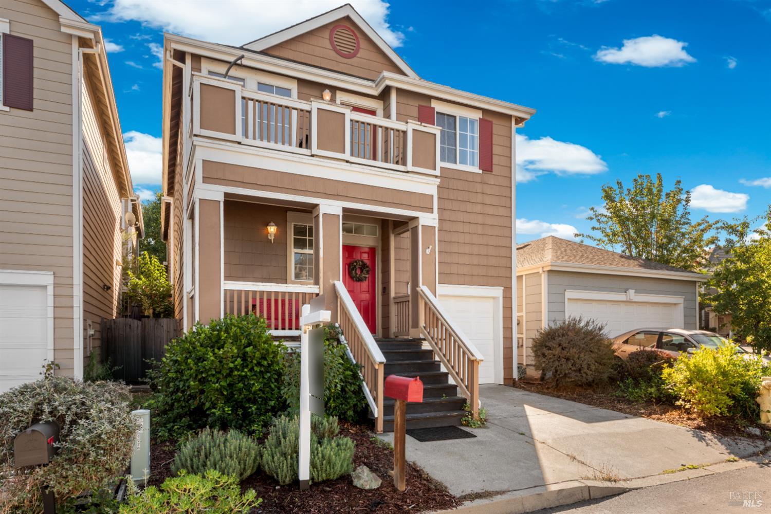 1028 Addison Cir