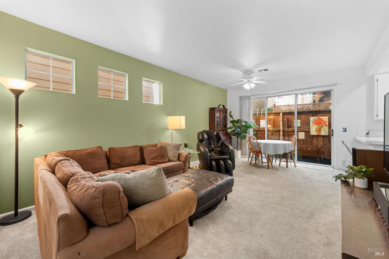1028 Addison Cir