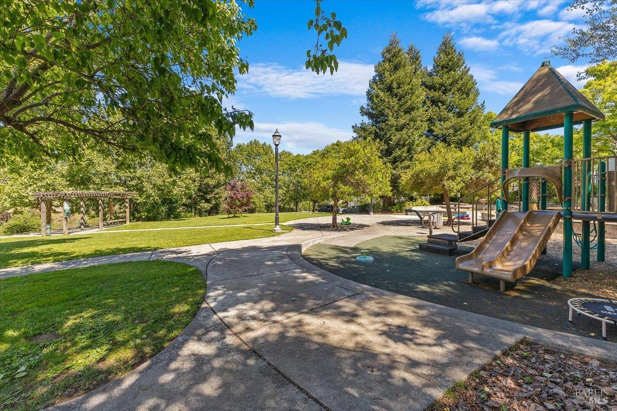 1028 Addison Circle